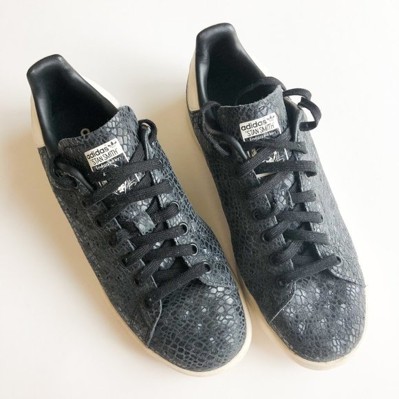 stan smith black snakeskin
